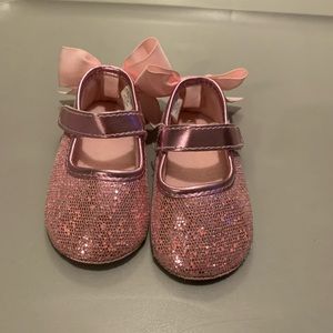 Baby girl sparkly pink shoes, 9-12 months